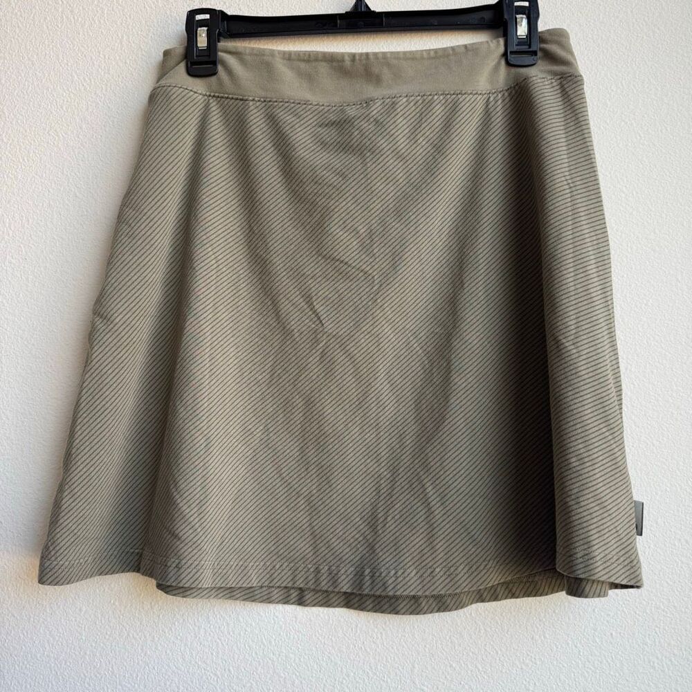 Mountain Hardwear Women's Size Medium Green Striped Outdoor Activewear Skirt